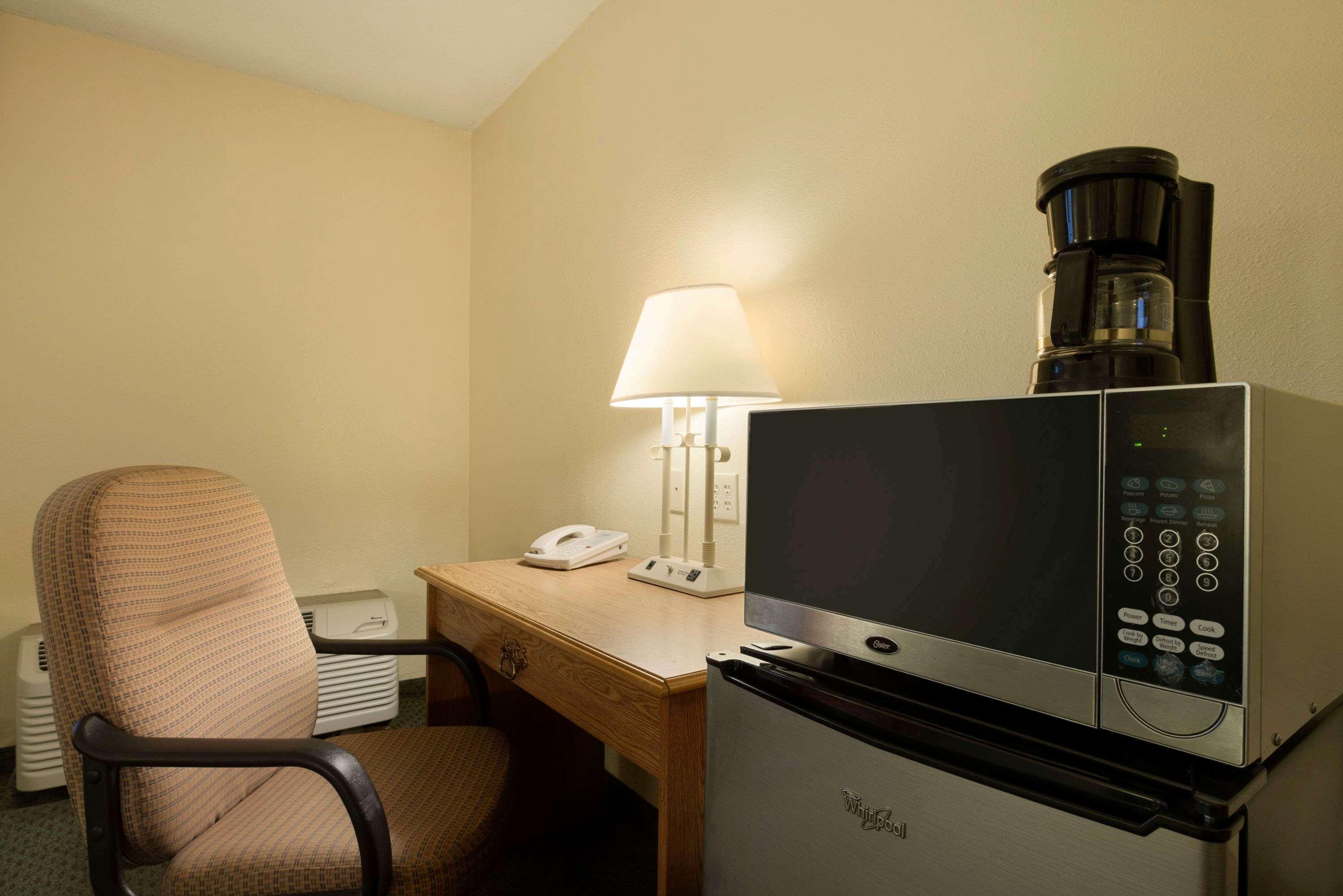 Travelodge By Wyndham Sturgis Eksteriør bilde