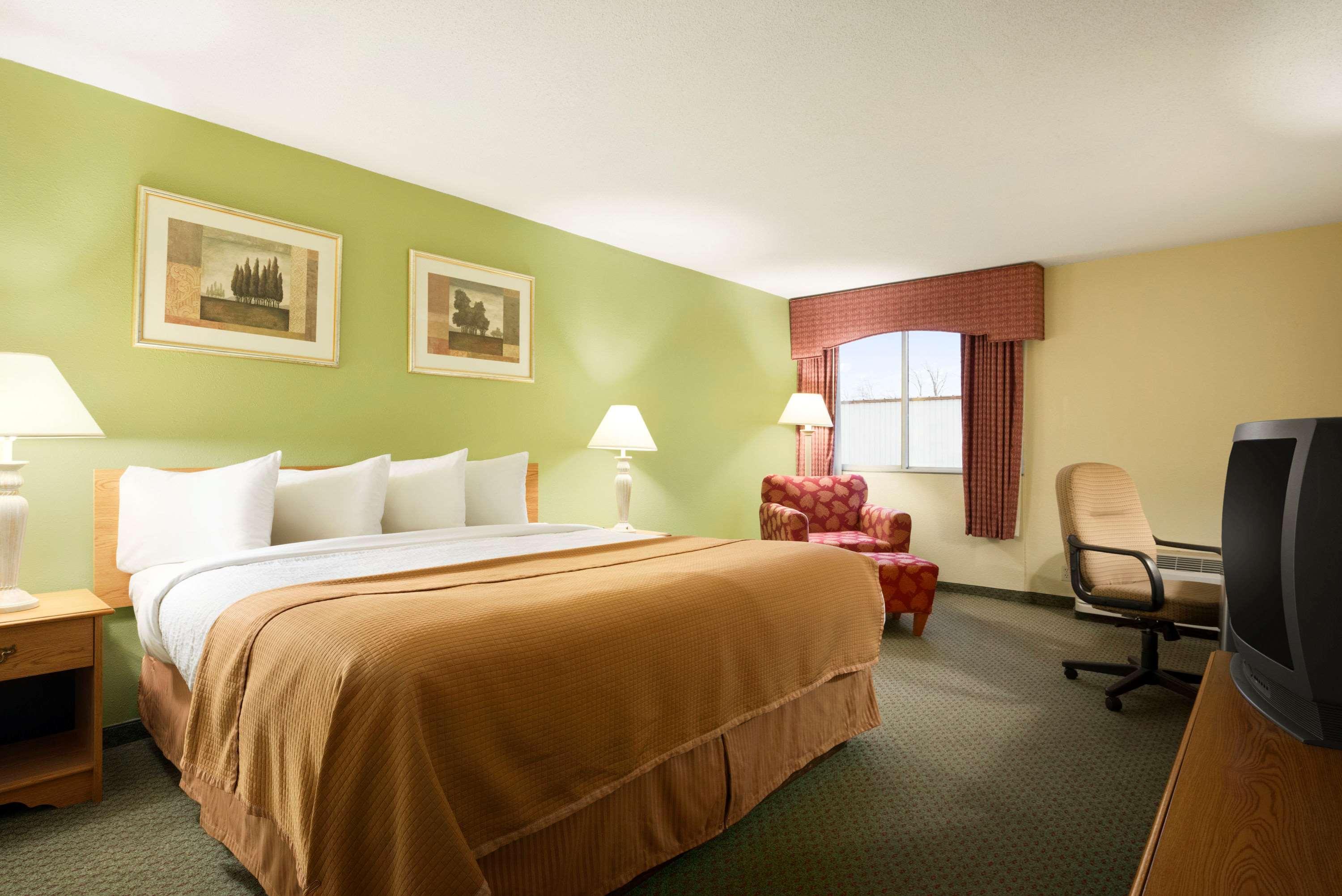 Travelodge By Wyndham Sturgis Eksteriør bilde