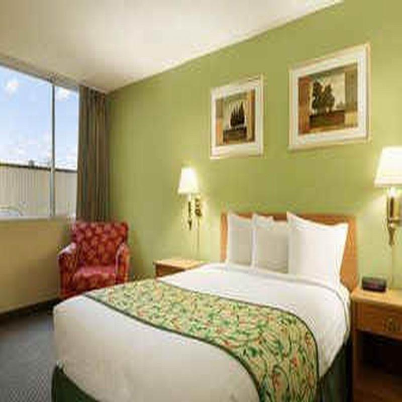 Travelodge By Wyndham Sturgis Eksteriør bilde